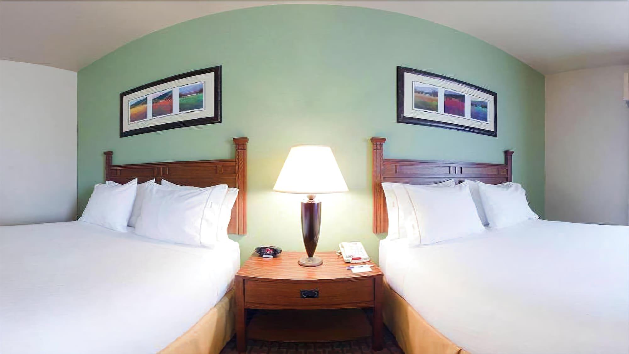 Baymont Inn & Suites By Wyndham Sturgis Eksteriør billede