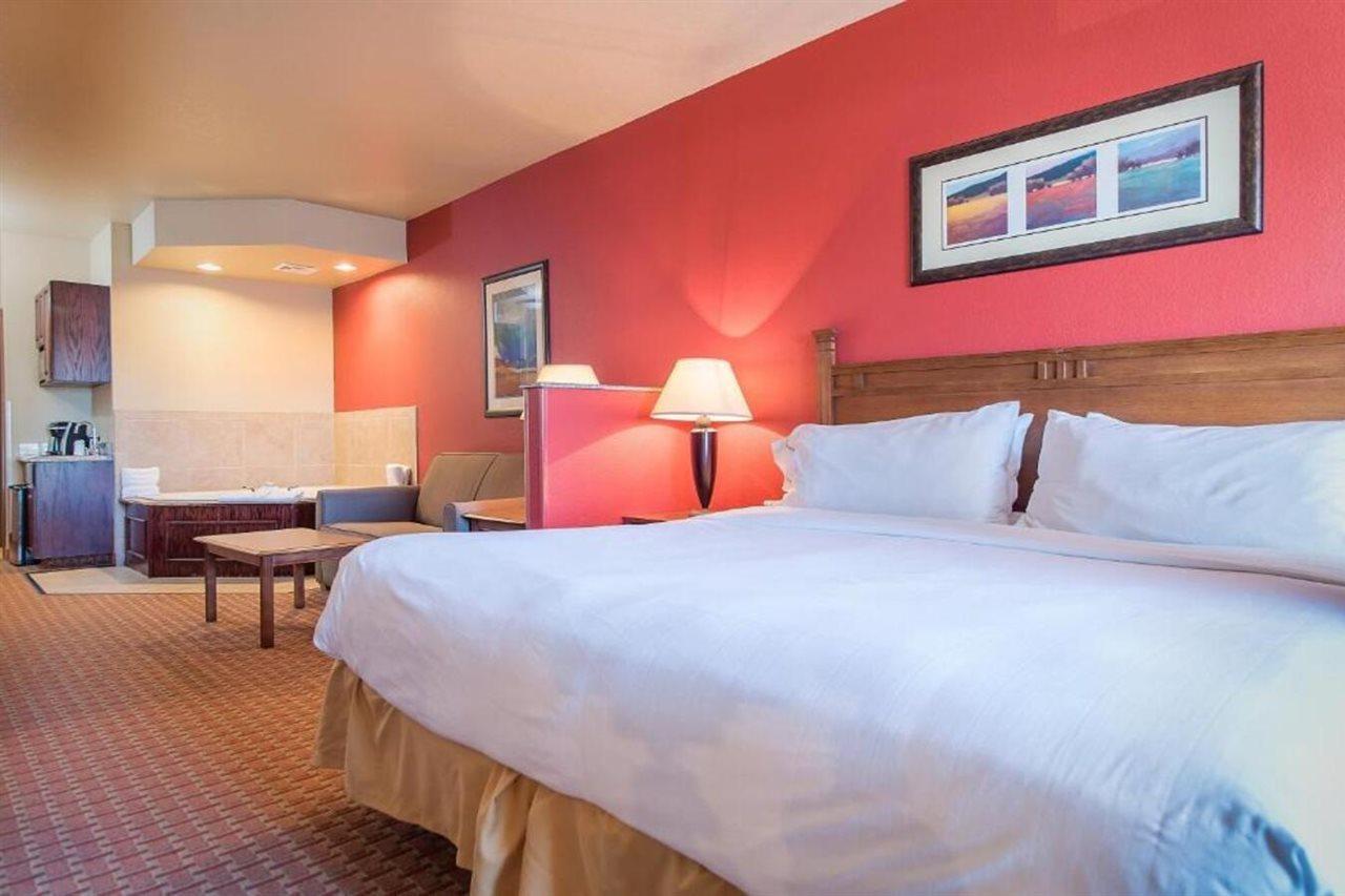 Baymont Inn & Suites By Wyndham Sturgis Eksteriør billede