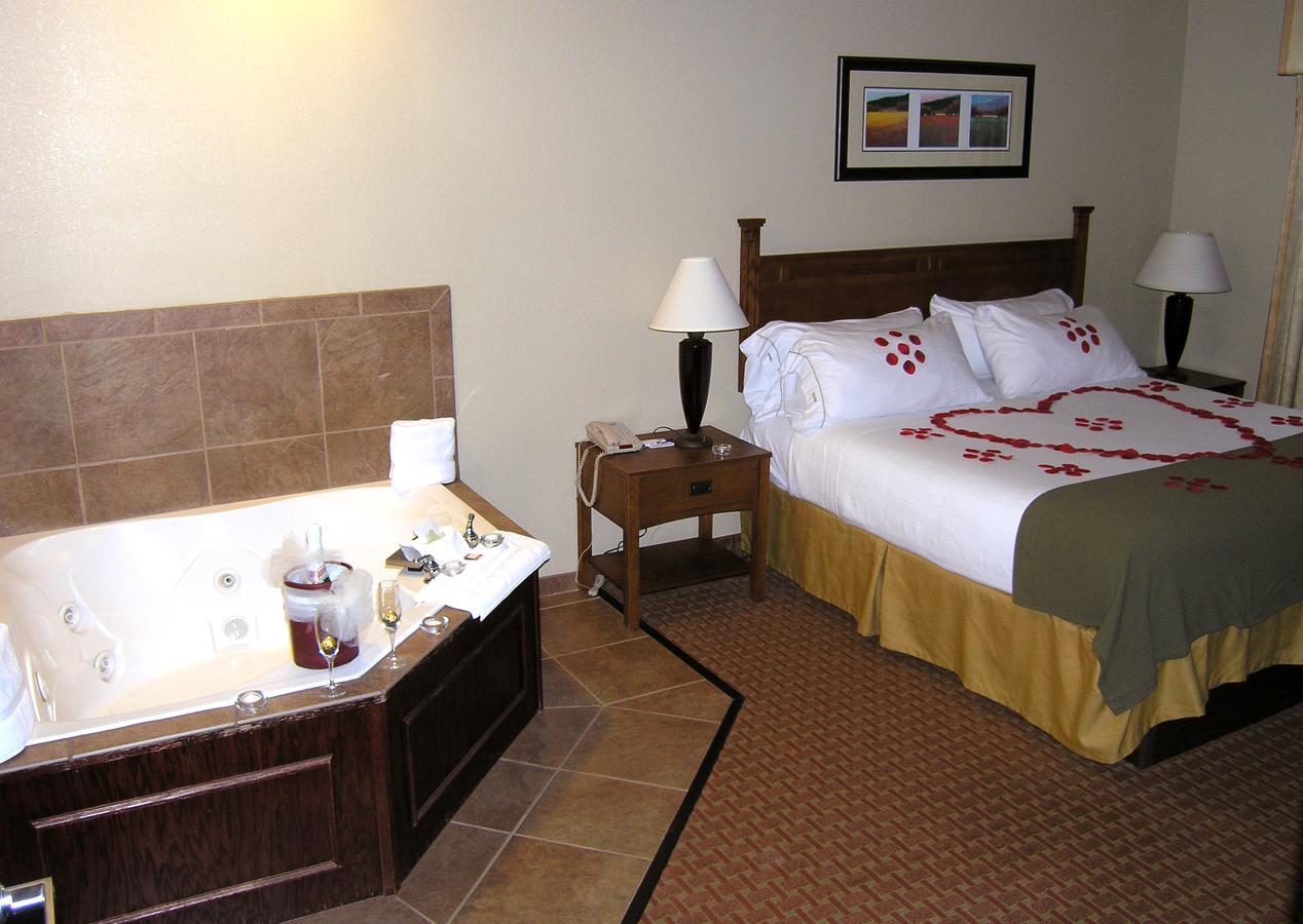 Baymont Inn & Suites By Wyndham Sturgis Eksteriør billede