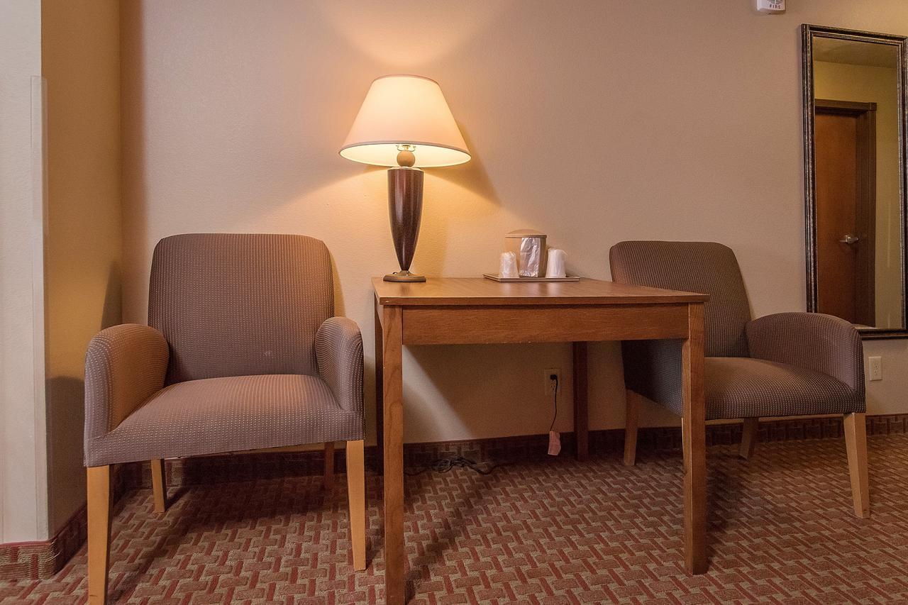 Baymont Inn & Suites By Wyndham Sturgis Eksteriør billede